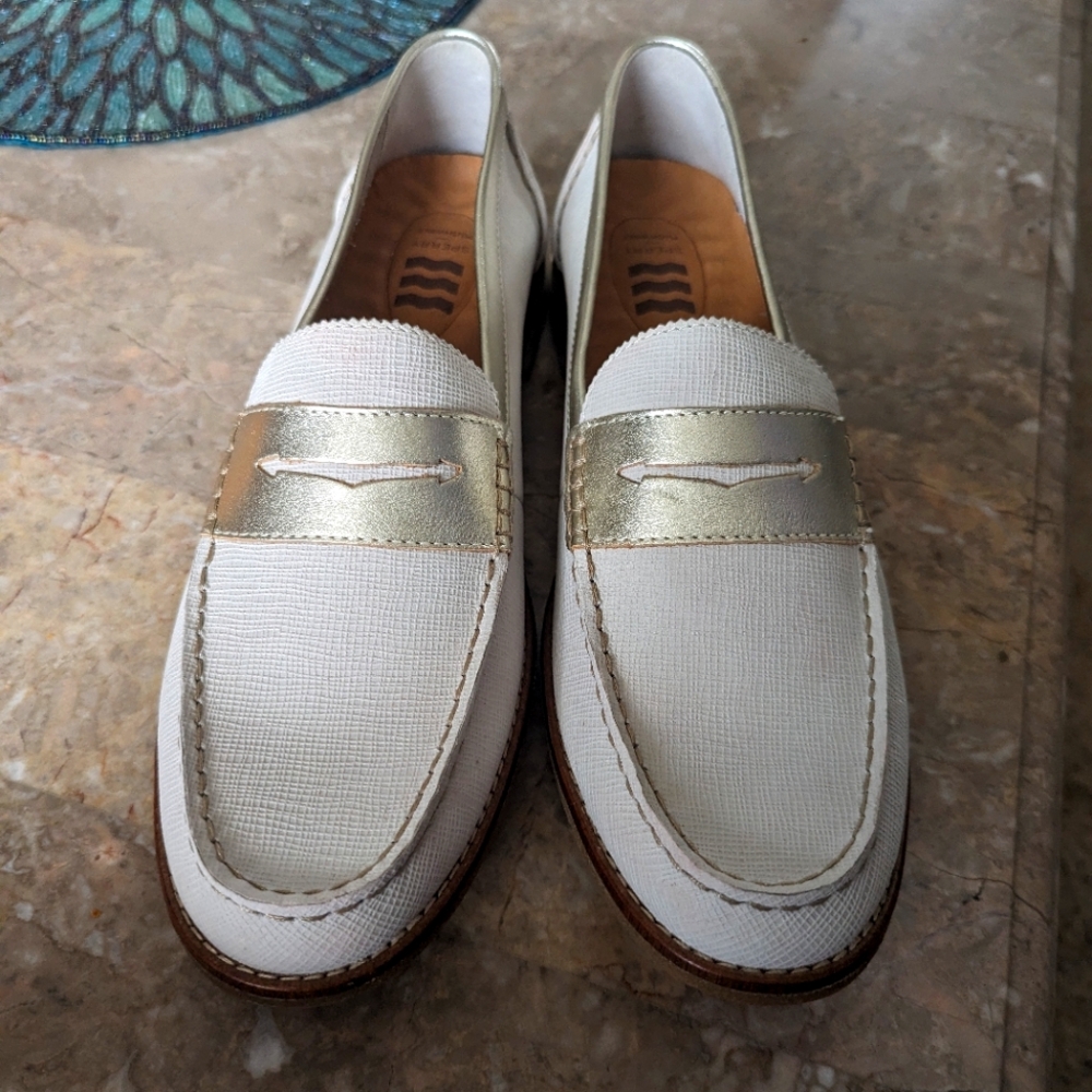 Sperry Loafers 11M Cream Gold